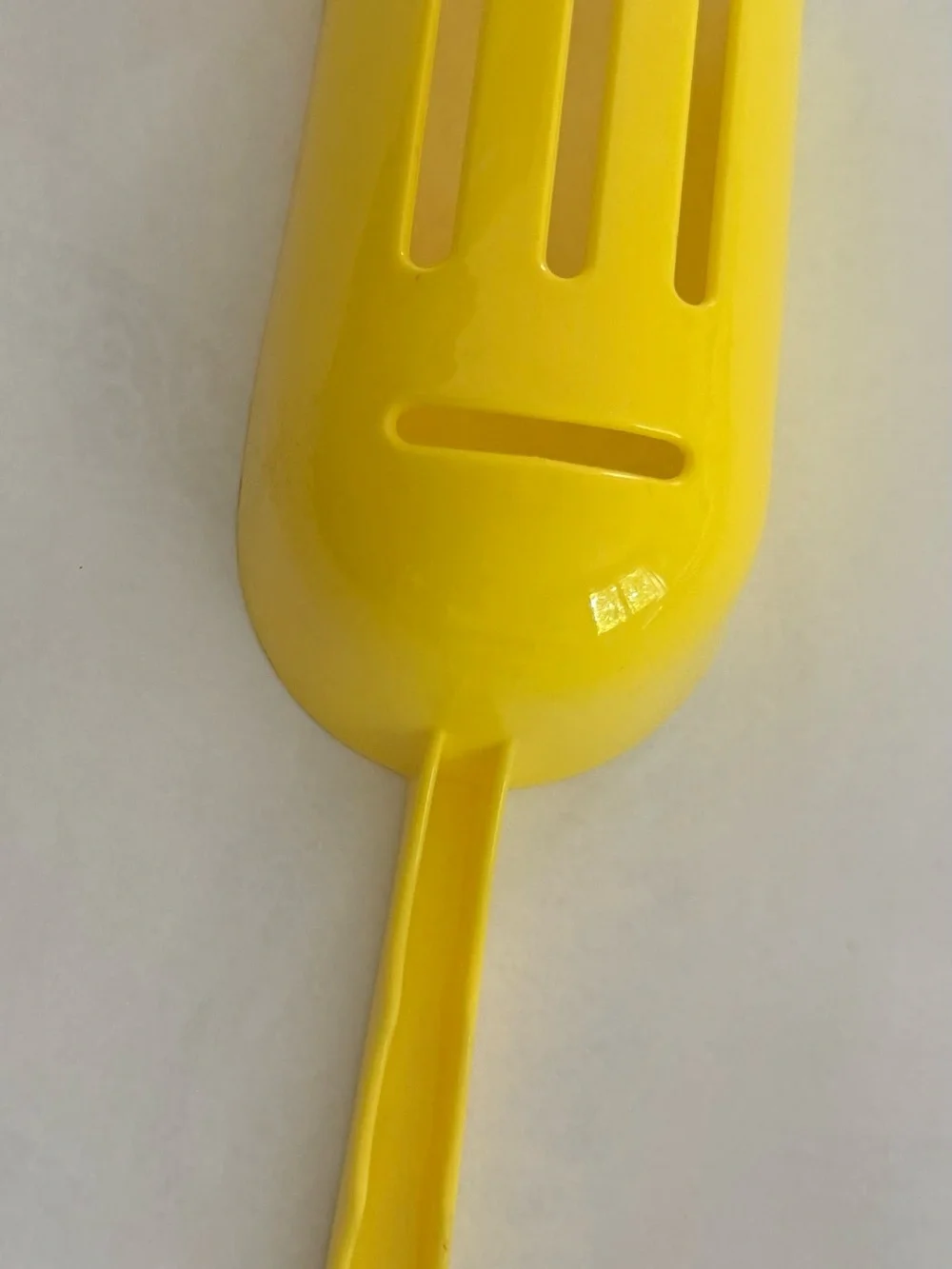 Drain Scoop- Slotted Ice Scoop to prevent dilution